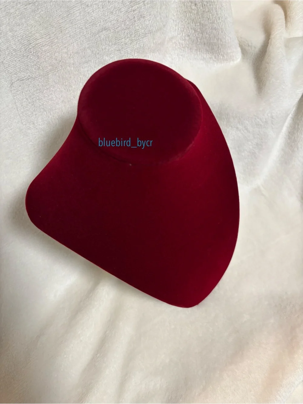 Velvet NWOT Necklace Display Bust in Burgundy